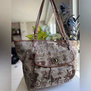 Coach Signature Tote Horse & Carriage #F14856